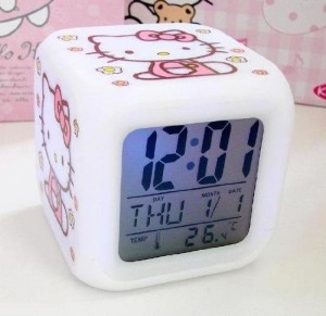 hello kitty clock