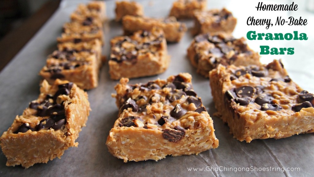 Homemade No-Bake Chewy Granola Bars - SO good!