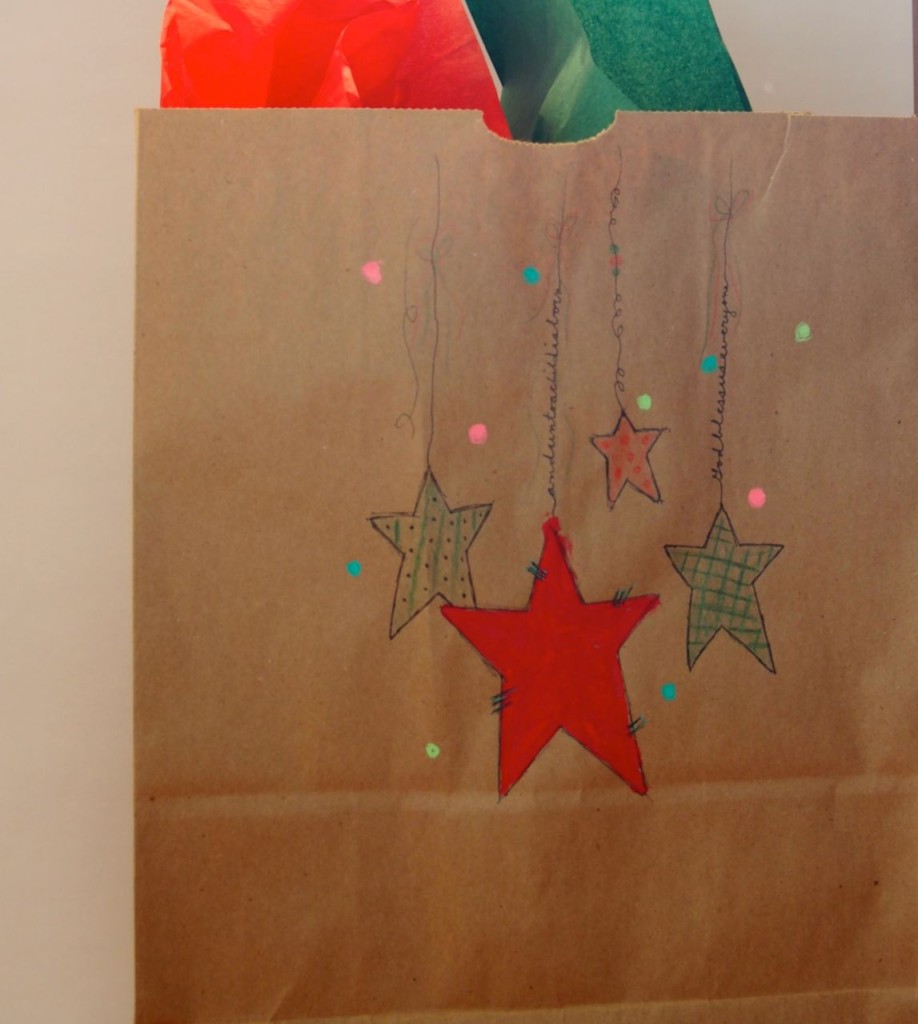 DIY Christmas Wrap Dangles